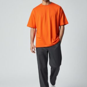 Bold and vibrant oversized t-shirt with a clean minimal look. Perfect for everyday comfort and modern street style